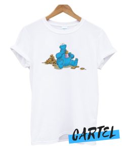 Vintage Cookie Monster Eating Cookies awesome T-Shirt